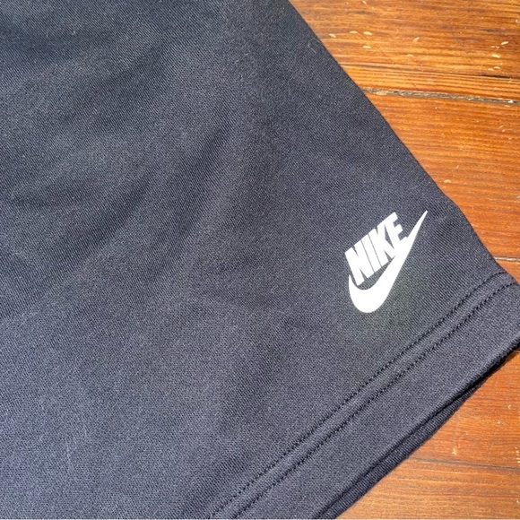 Nike Black Women's sweat Shorts - Picture 3 of 6